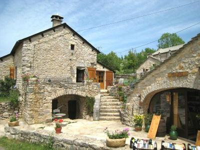 Fraissinet-de-Fourques酒店住宿-Oustal de Canoué