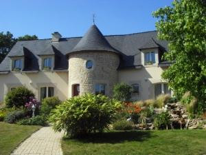 Le Roc-Saint-Andre酒店住宿-米拉弗洛雷斯旅馆