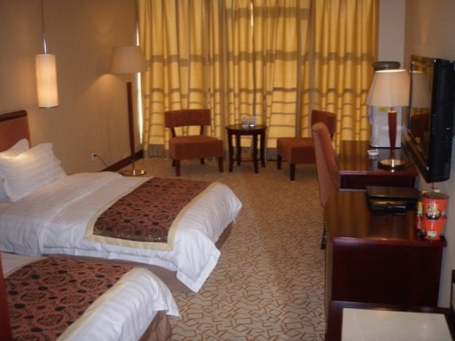 圣源大酒店主图