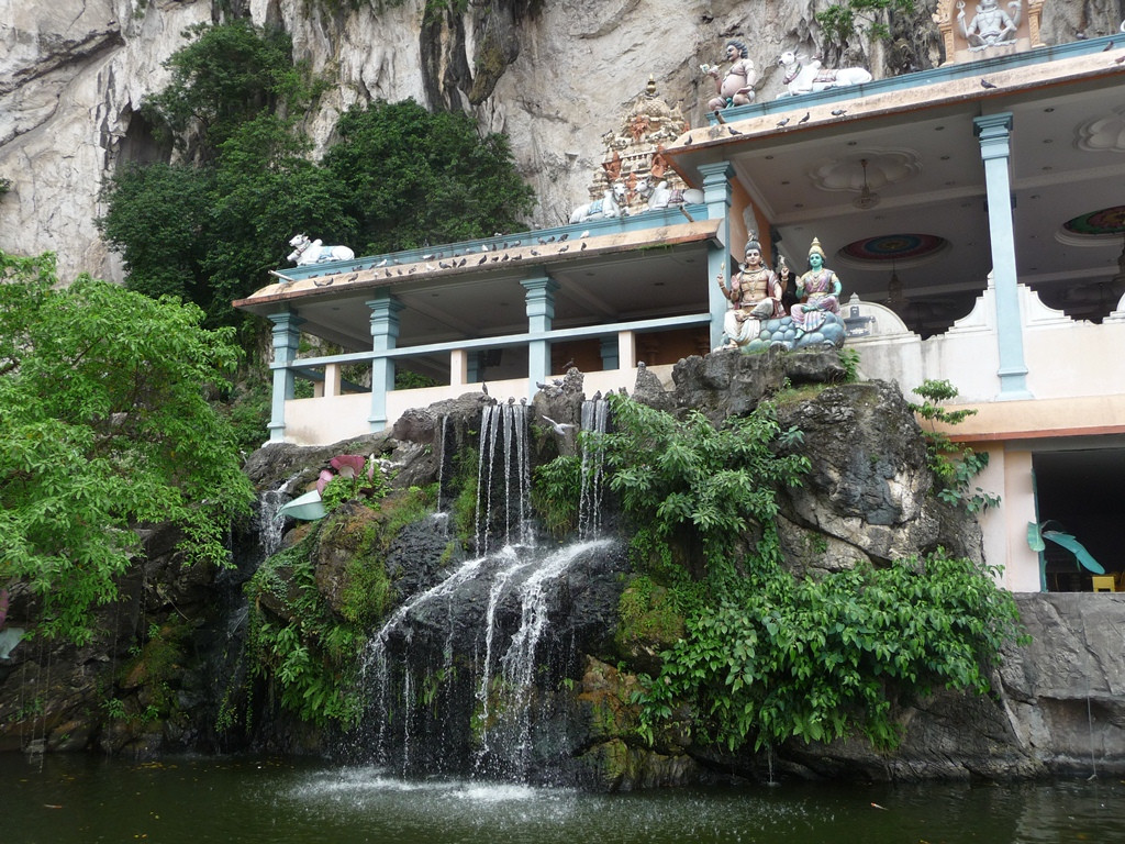 Cave Villa-黑风洞必去景点