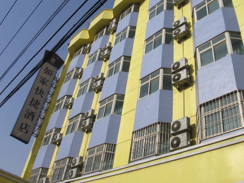 如家酒店·neo（天津红旗路宜宾道地铁站店）-客卧