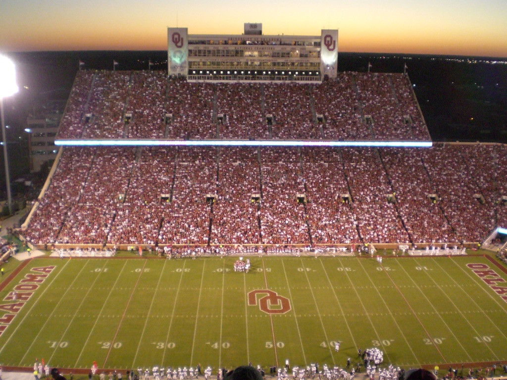 Oklahoma Memorial Stadium-诺曼必去景点