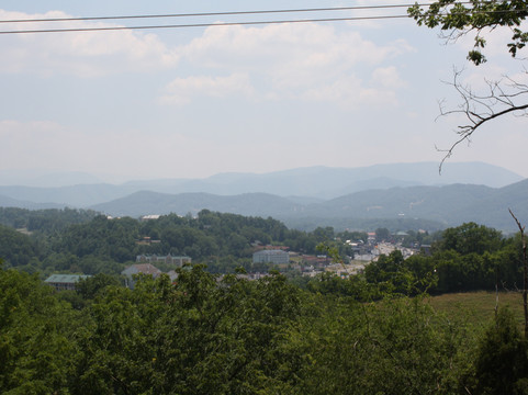 Five Oaks Riding Stables-塞维尔维尔必去景点