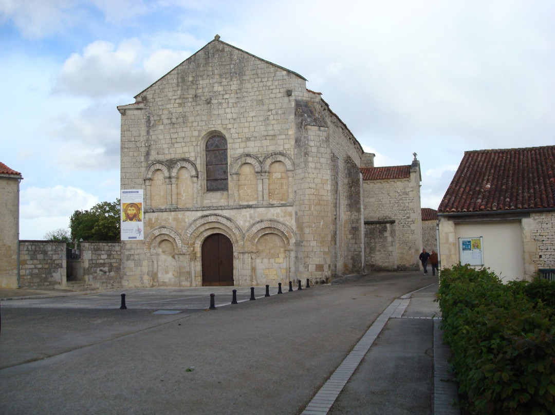 Eglise Notre-Dame-des-Sources景点图片