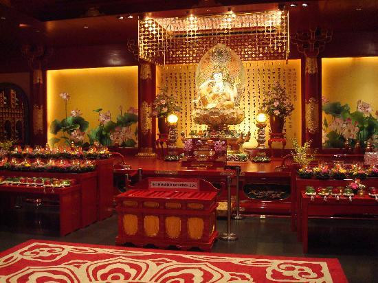 佛牙寺龙华院博物馆-新加坡必去景点