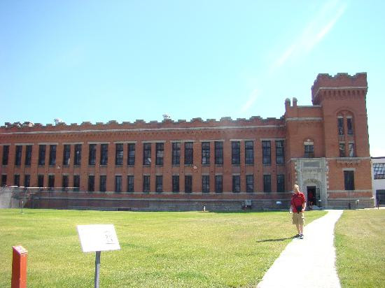 Old Montana Prison Complex景点图片