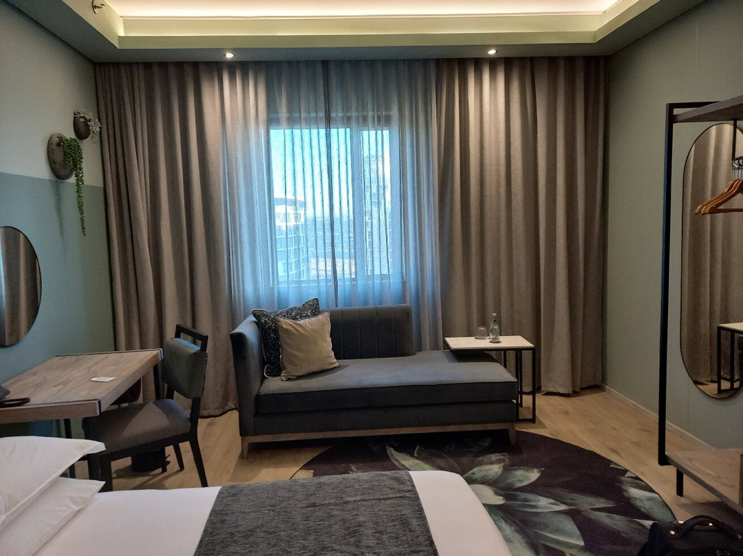 Courtyard Hotel Waterfall City主图