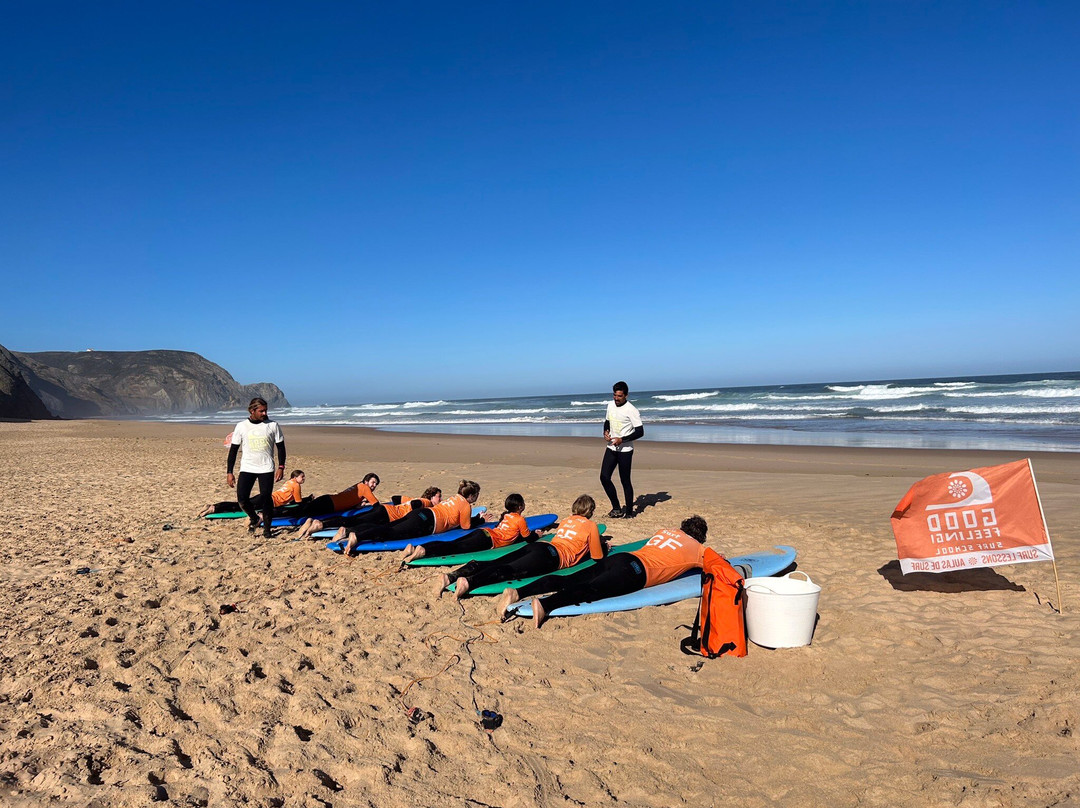Good Feeling Surf School景点图片