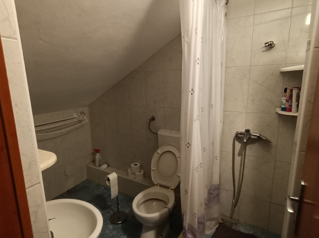 House Ina Ston