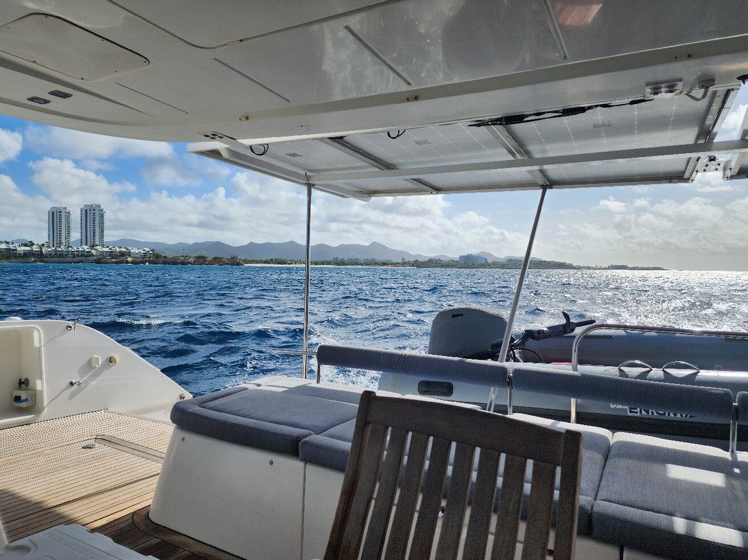 Celine Charters-辛普森湾必去景点