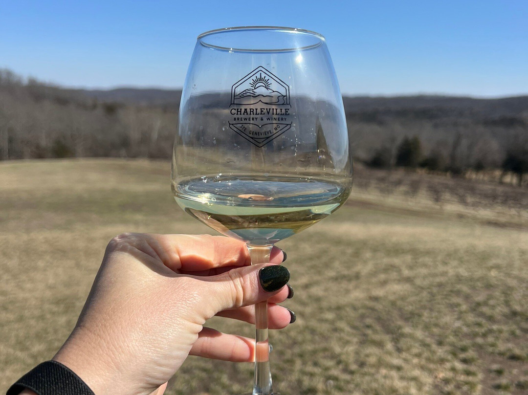 Charleville Vineyard Winery & Microbrewery主图
