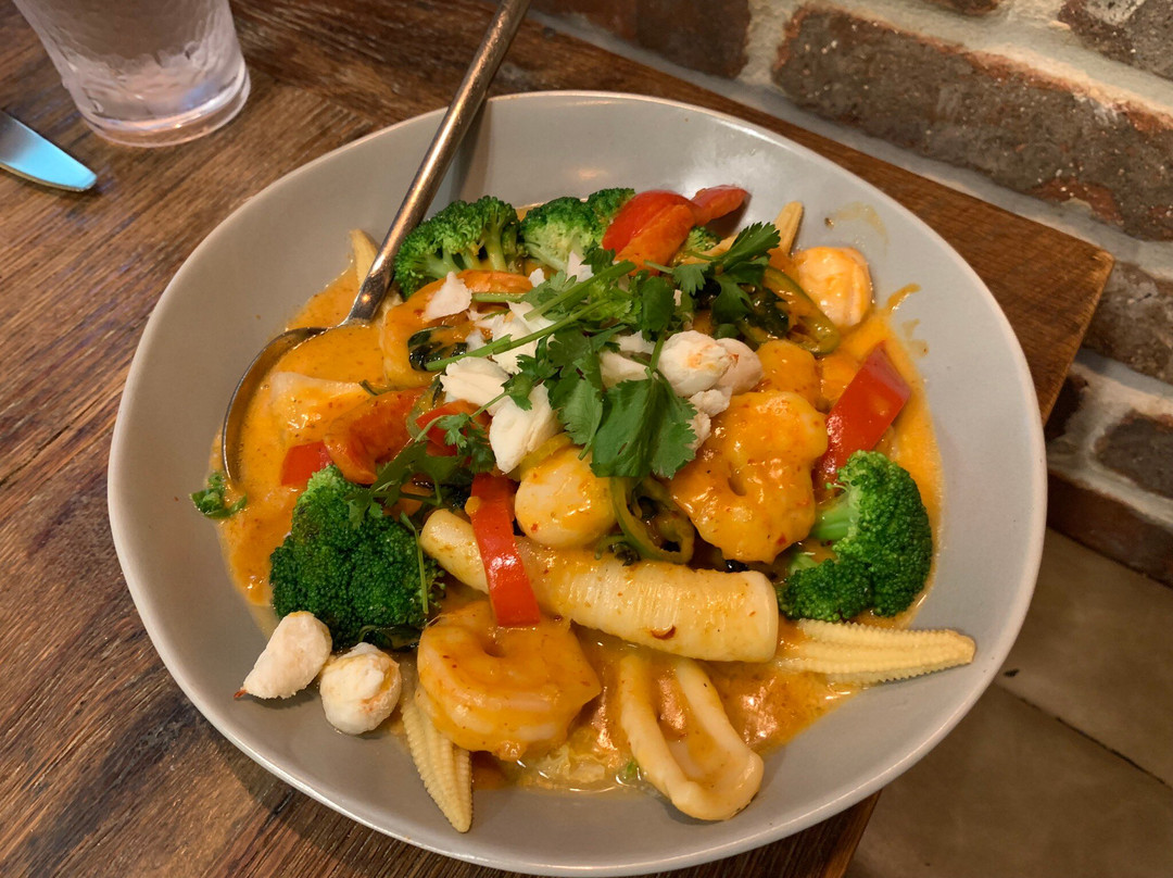 Sisters Thai Cabin John