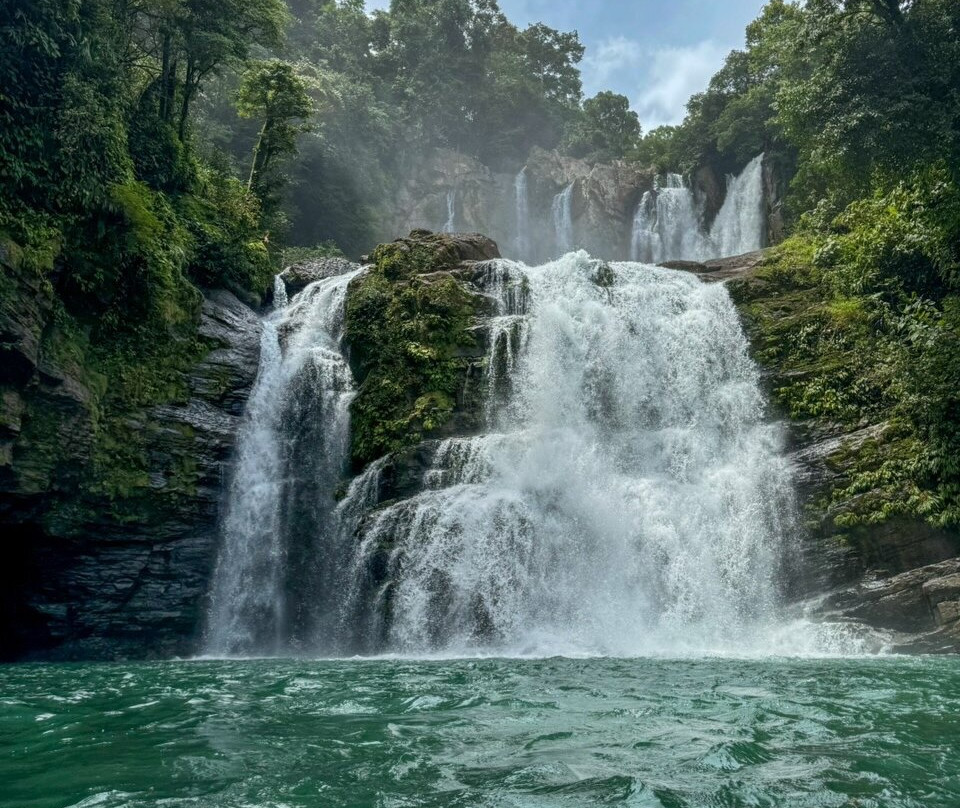 Manuel Antonio Trekking and Waterfalls Tours景点图片