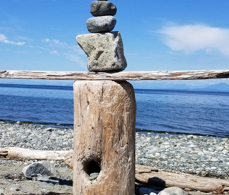 Kin Beach Provincial Park景点图片
