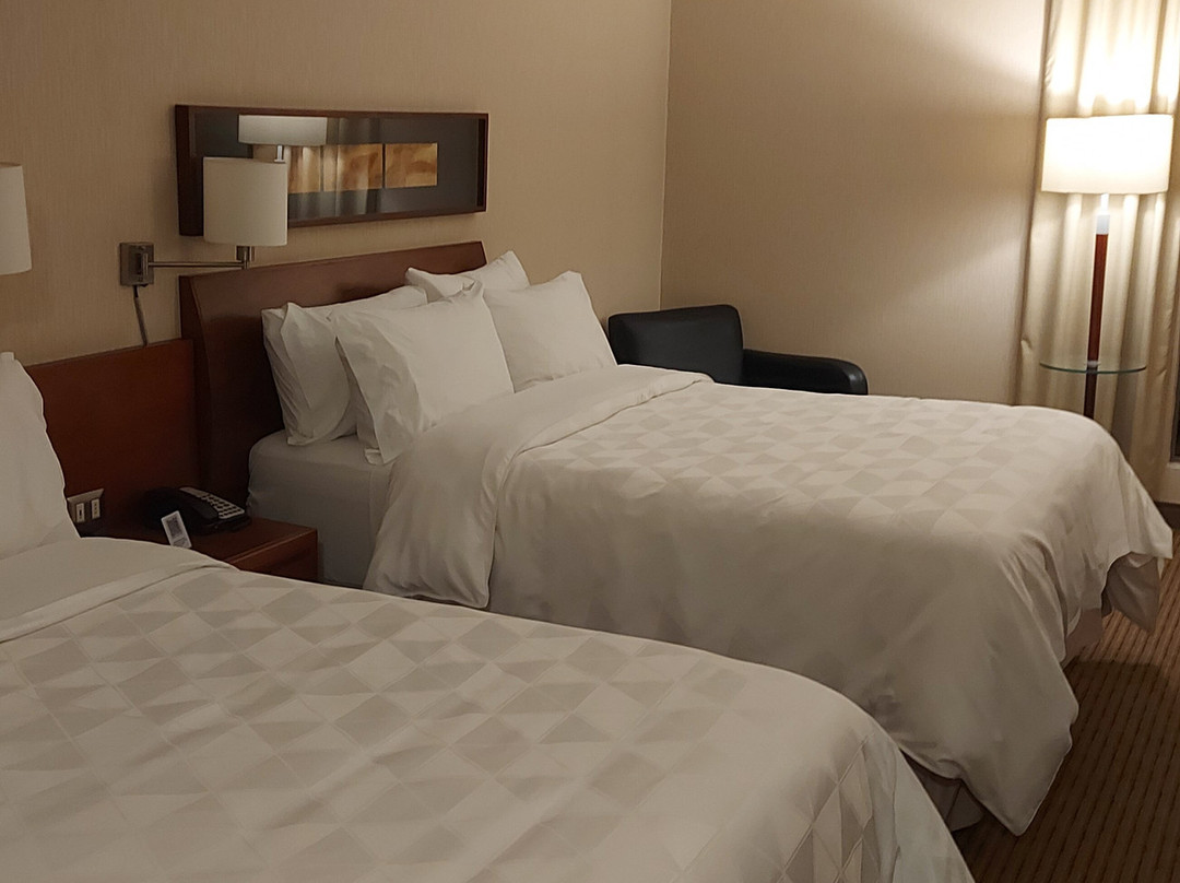 Holiday Inn Santiago - Airport Terminal by IHG主图