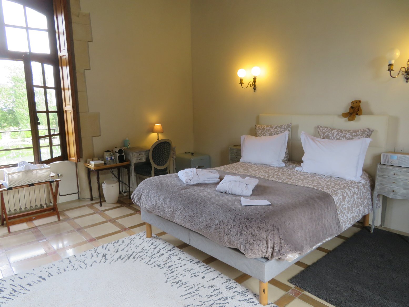 杜布城堡酒店-客卧