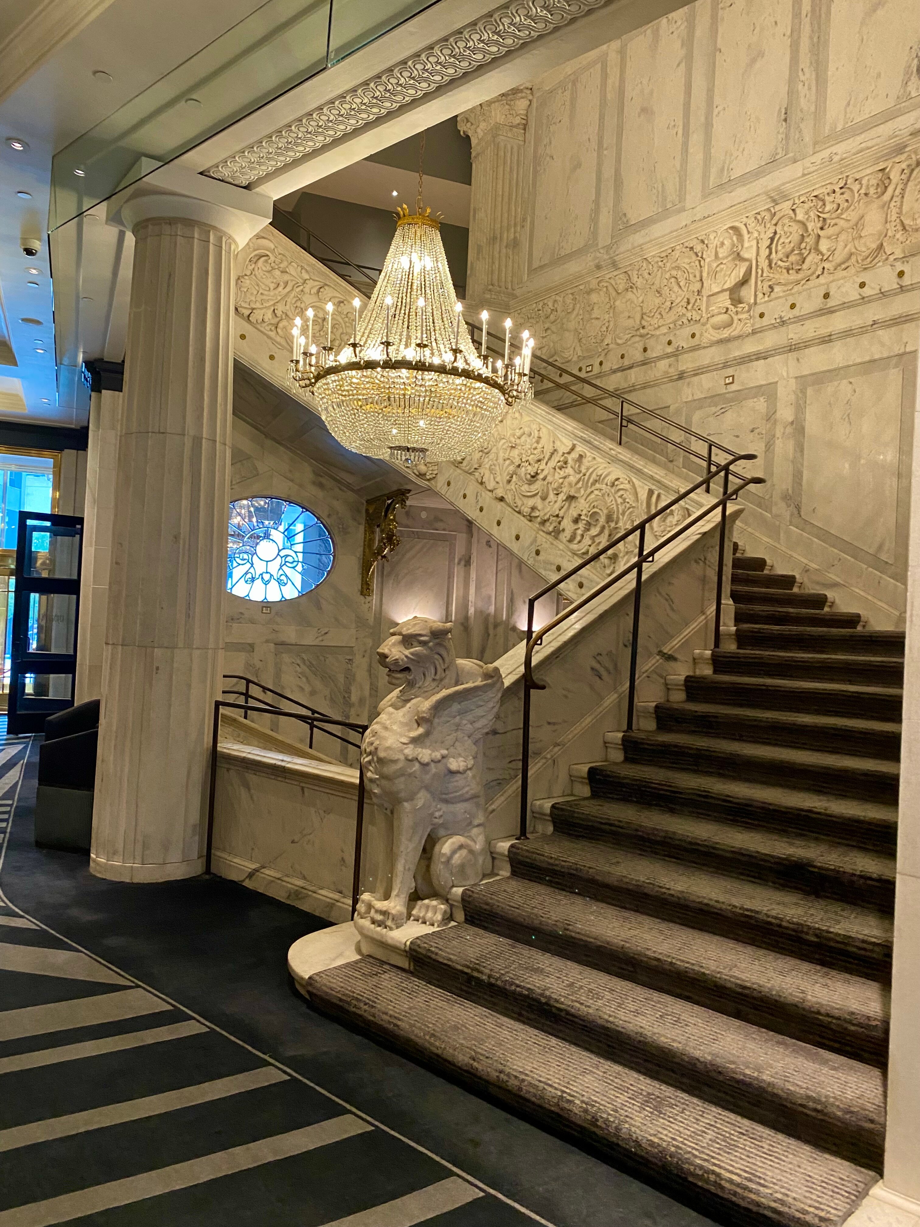The Candler Hotel Atlanta, Curio Collection by Hilton-浴室