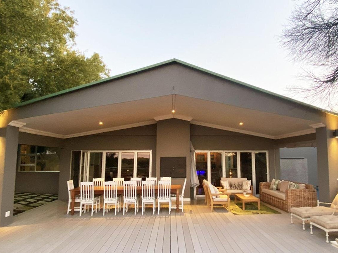 Gkhui Gkhui River Lodge主图