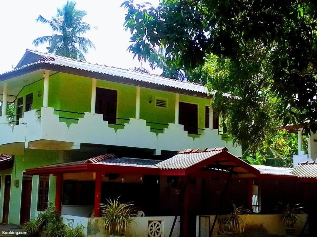 New Green Garden Hotel & Safari