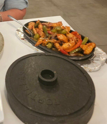 Los Pucheros De La Abuela