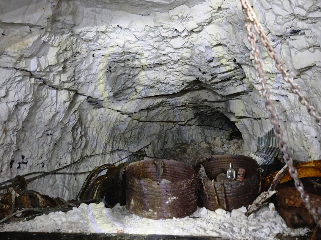 Fan Bay Deep Shelter景点图片