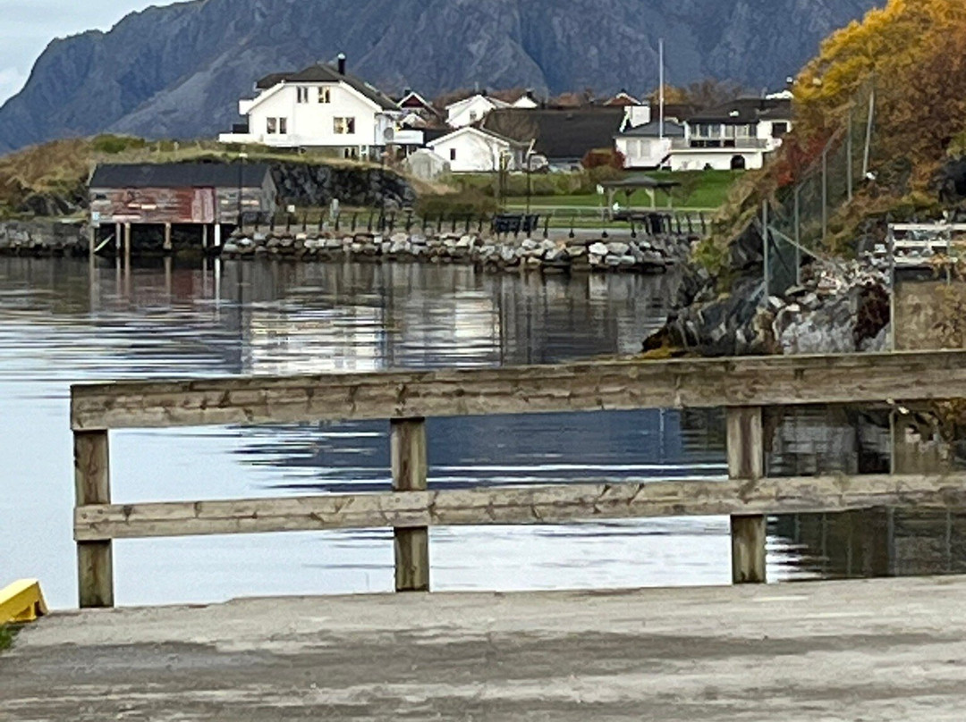 Bronnoysund harbour景点图片