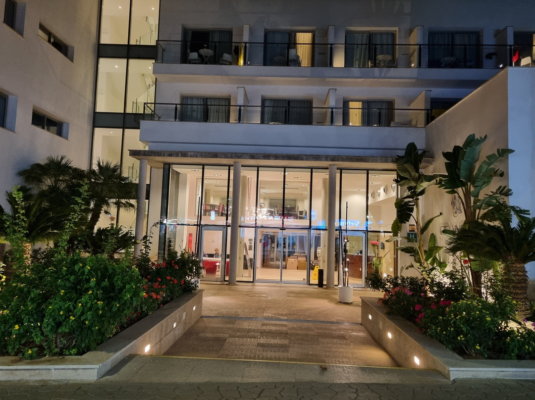 格兰索尔酒店主图