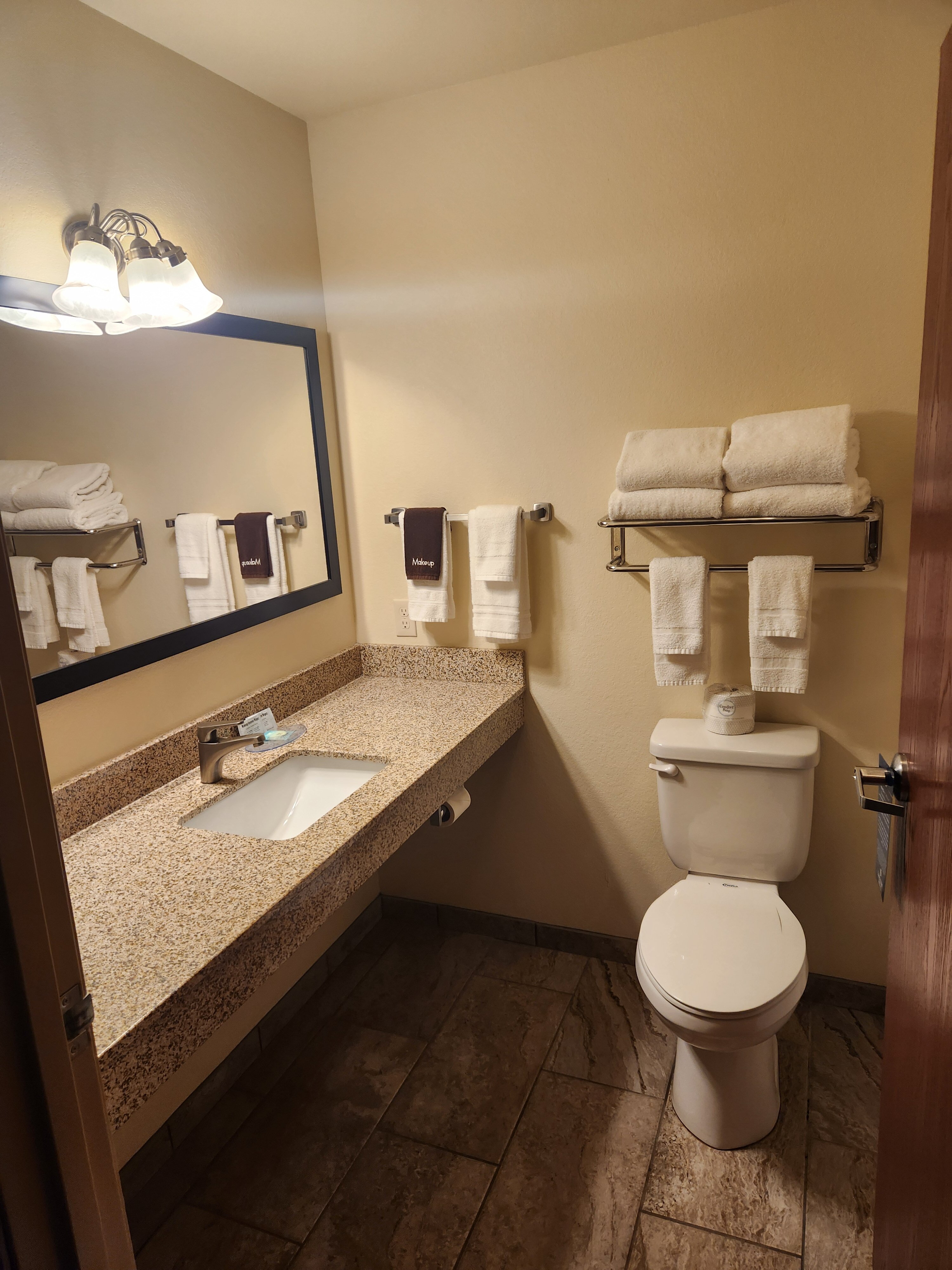 Cobblestone Inn & Suites - Barron-浴室