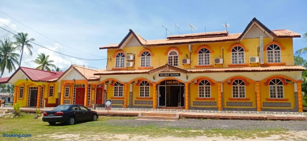 OYO 89819 Raz Hotel Kelulut