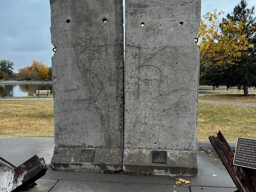 Berlin Wall Exhibit-拉皮德城必去景点