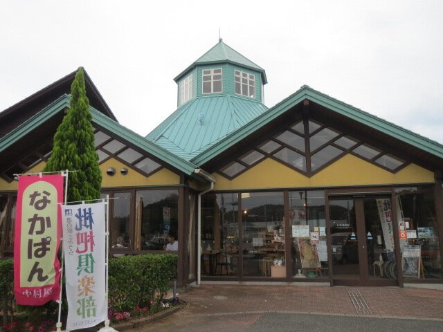 Michi-no-Eki Tomiura Biwa Club-南房总市必去景点