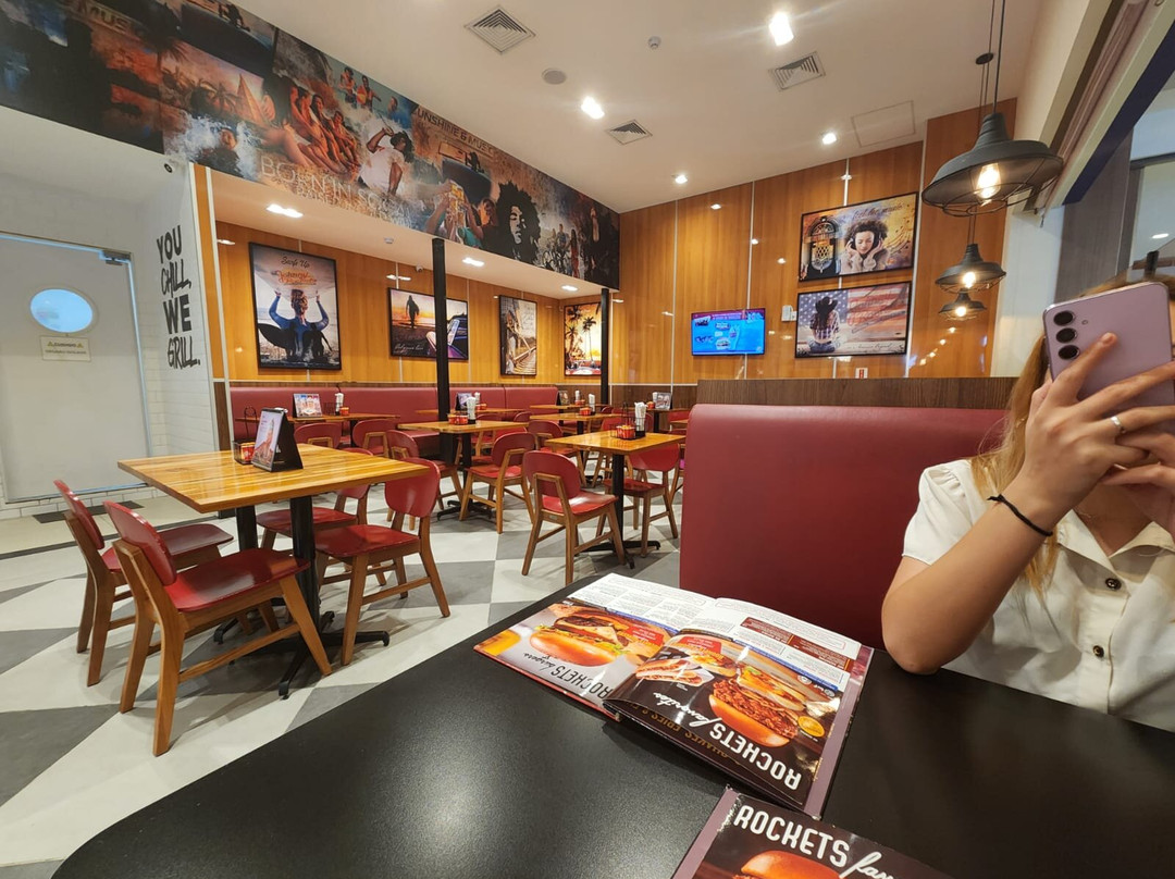 Johnny Rockets Shopping Itaguaçu