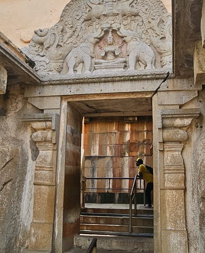 Vindhyagiri Temple景点图片
