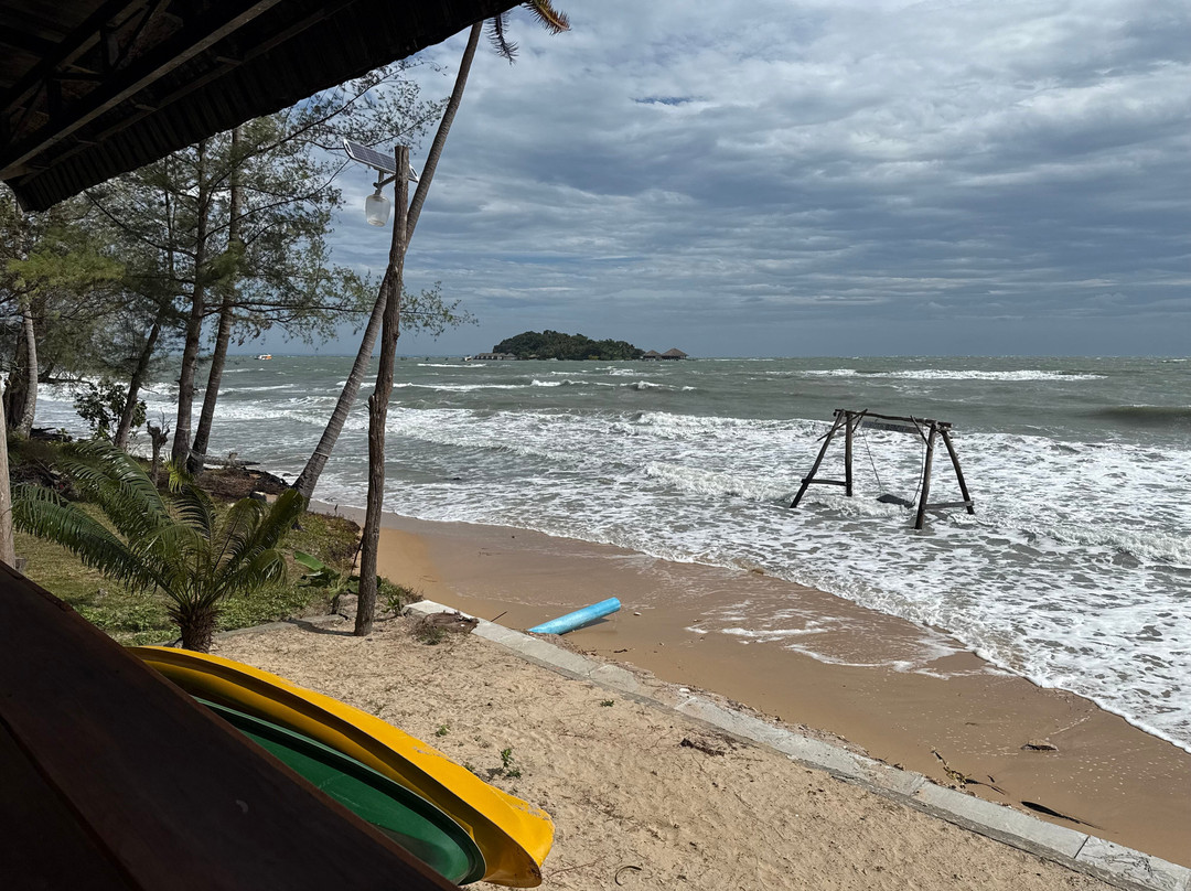 Naroth Beach Bungalow主图