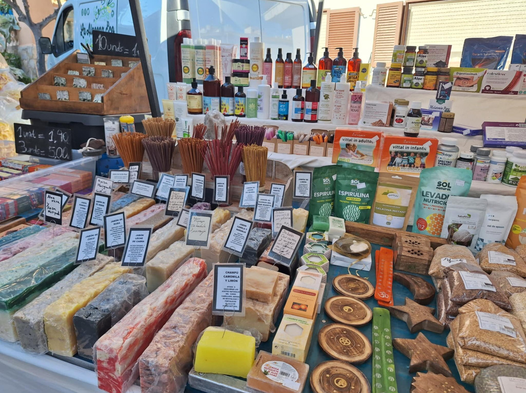 Mercadillo De Villaricos - Domingos景点图片