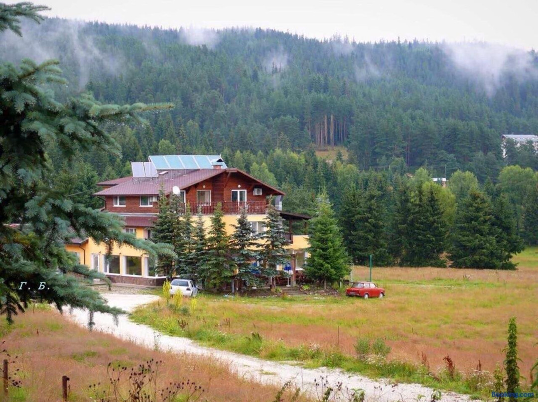Complex Lebanov