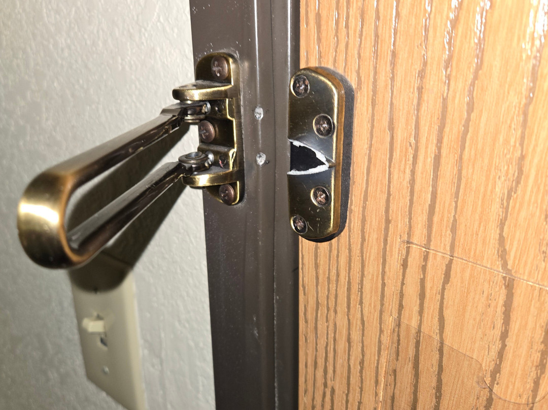 加登城阿美瑞辛旅馆及套房主图