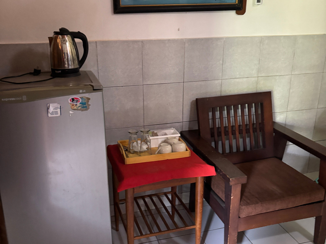 Barclona Guesthouses Lovina主图