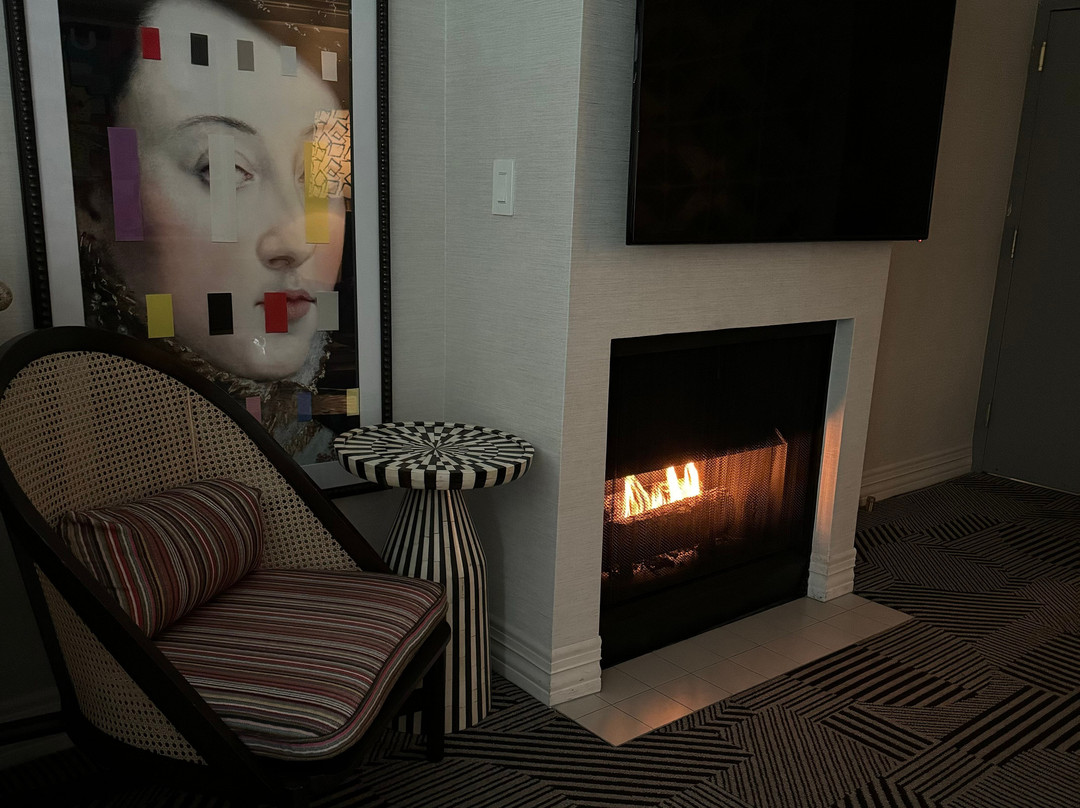 公园套房酒店主图