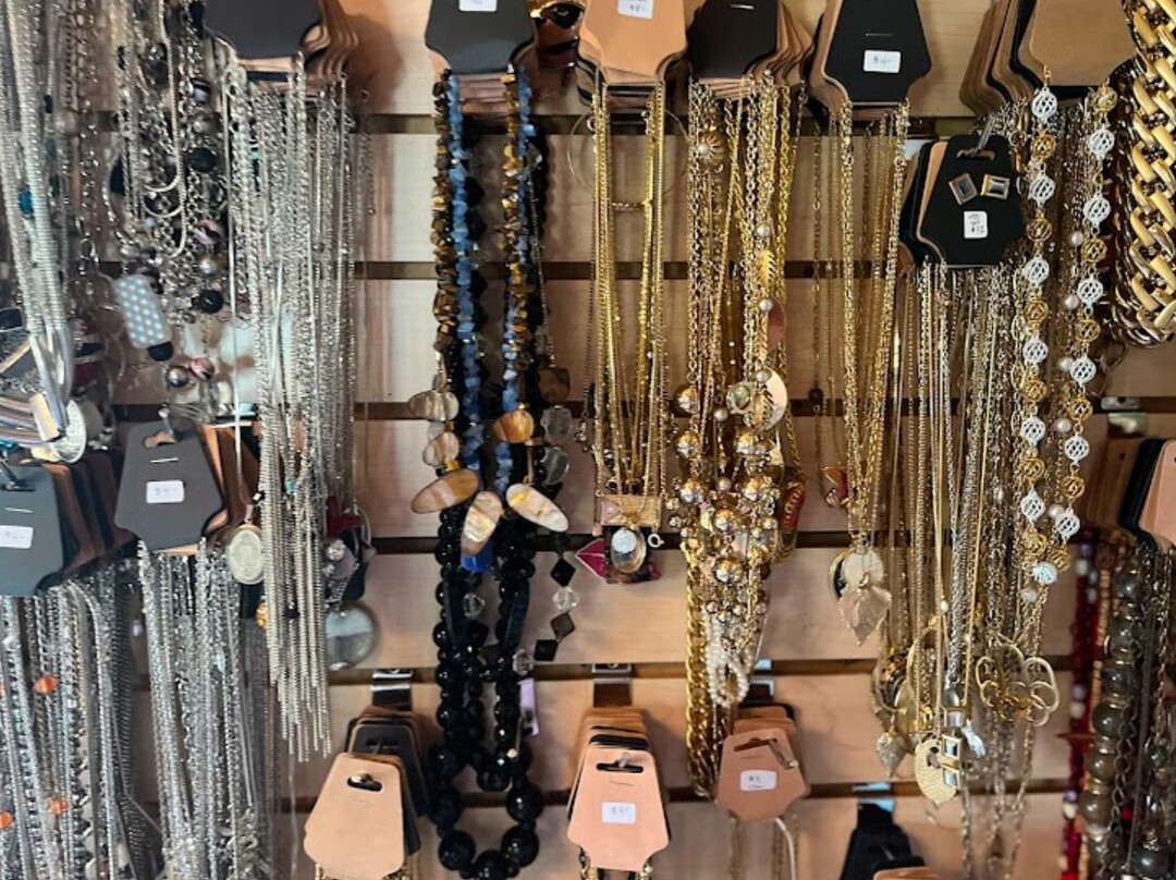 Worn Again-Saint Williams必去景点