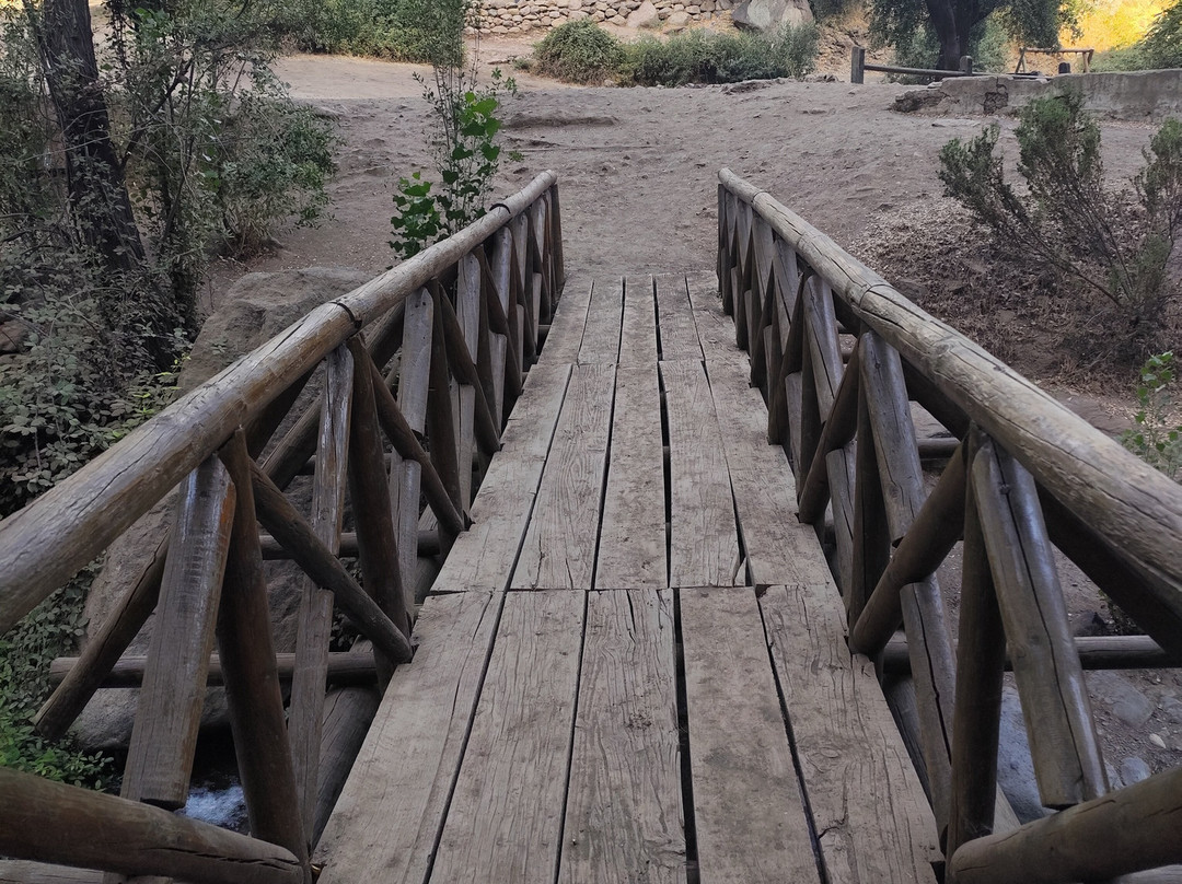 Santuario de la Naturaleza el Arrayan-圣地亚哥必去景点