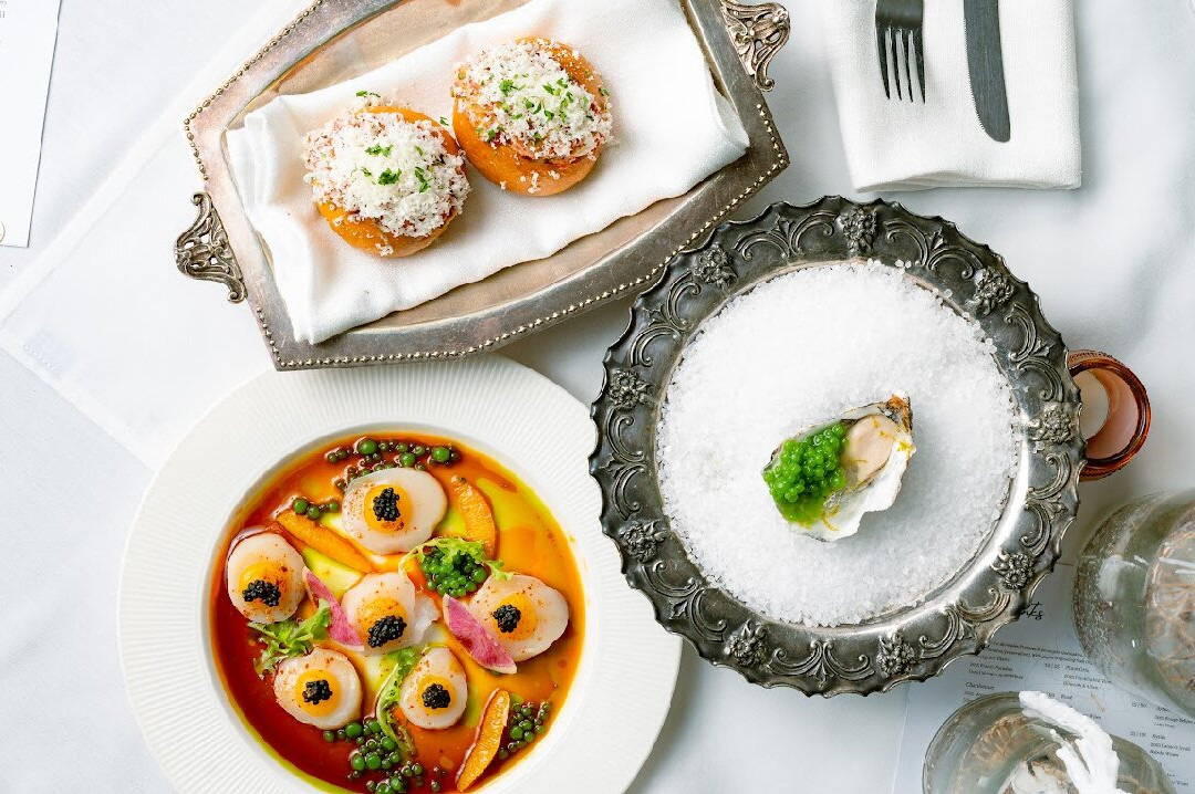 Magnolias Wine Bar & Cafe