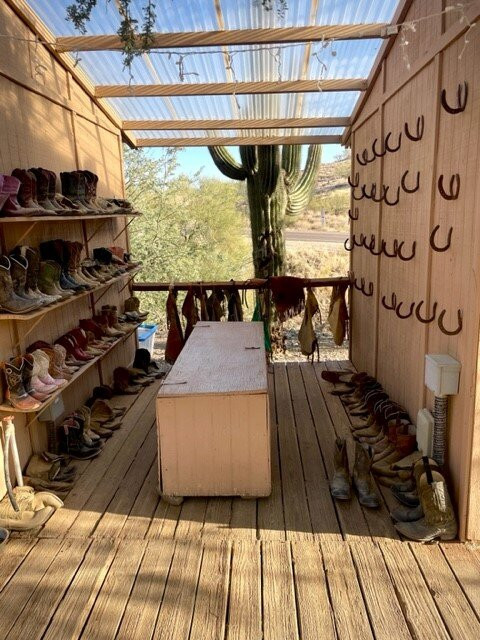 Cave Creek Trail Rides-洞溪必去景点