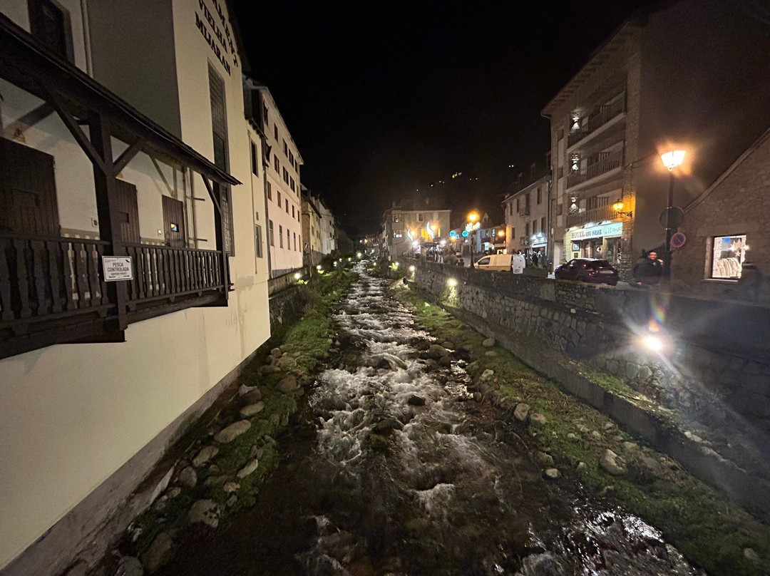 户撒维耶亚酒店主图