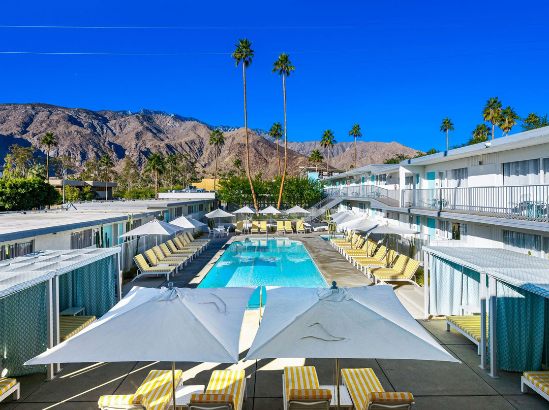 The Skylark, A Palm Springs Hotel