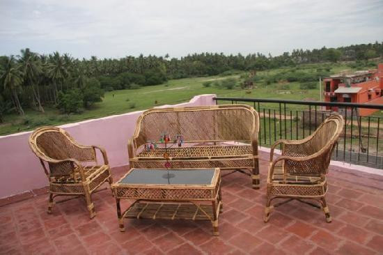 Full Moon Guesthouse主图