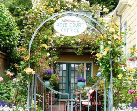 Rose Court Cottage主图