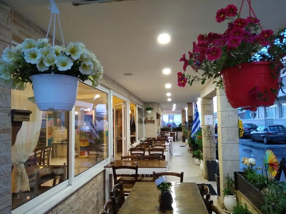 Amoudara餐馆和美食-Taverna Aris Katerina