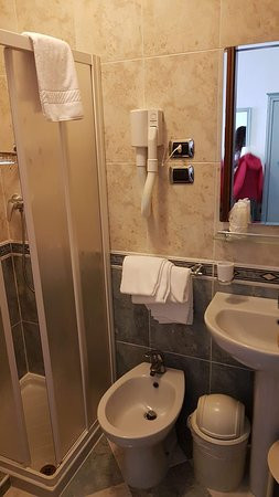 洛坎达卡圣玛库拉酒店主图