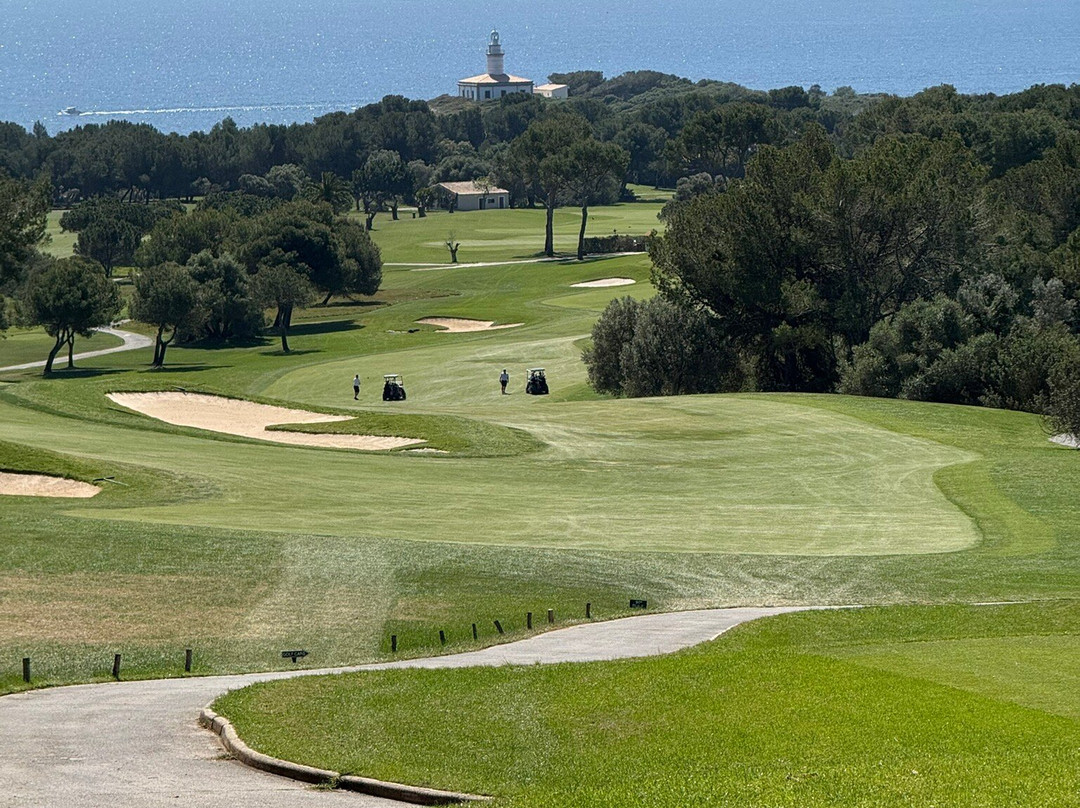 Tanka Golf & Country Club-维拉西谬斯必去景点